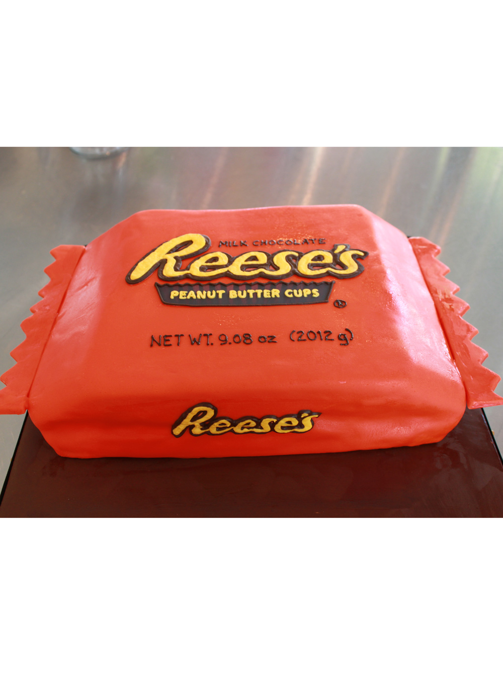 reeses-peanut-butter-cup-grooms-cake-4-whipped-bakeshop