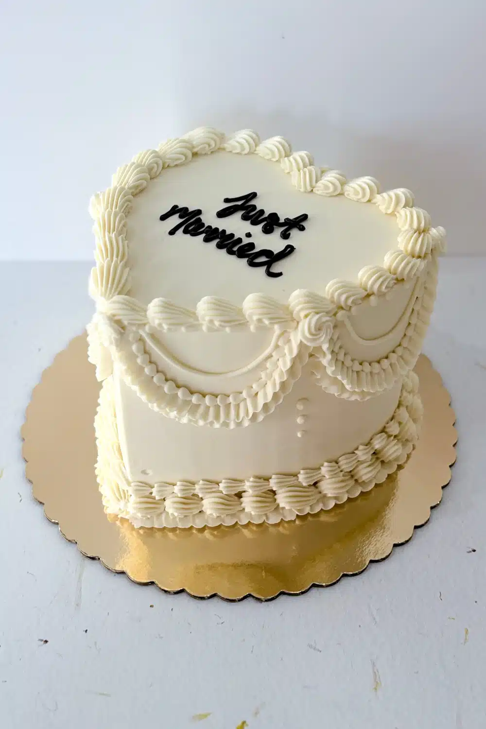 Vintage heart cake by Whipped Bakeshop in Philadelphia