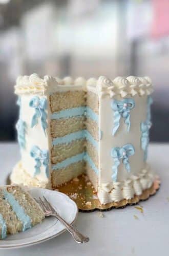 Tinted icing upgrade for baby, gender reveal, and gender-affirming celebrations. Whipped Bakeshop in Philadelphia
